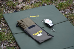  Hit sezony pro ryb��e v akciov�m jste s podlo�kou pod rybu -s v�hou a kvalitn�m a velk�m sakem na p�echov�v�n� ryb