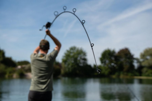 Ohyb prutu SPORTEX Advancer Carp CS-3 p�i zdol�v�n� kapra