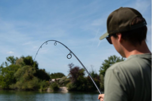 Ohyb prutu SPORTEX Advancer Stalker Carp CS-3 p�i zdol�v�n� kapra