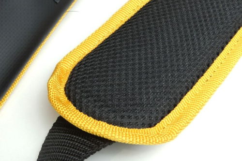 Detail popruhu ta�ky SPORTEX Carryall kvalitn� zpracov�n�