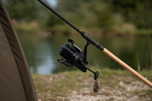 Kaprov� prut SPORTEX Specimen CS-2 Classic Carp s navij�kem