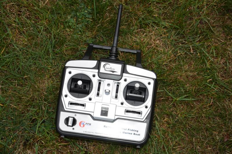 Zavážecí loďka Sports M1-zásobník 2kg